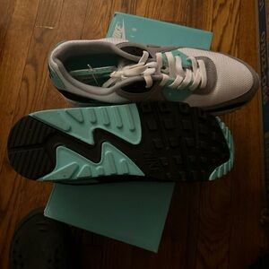 Nike White and Green Athletic Shoes Retro Design